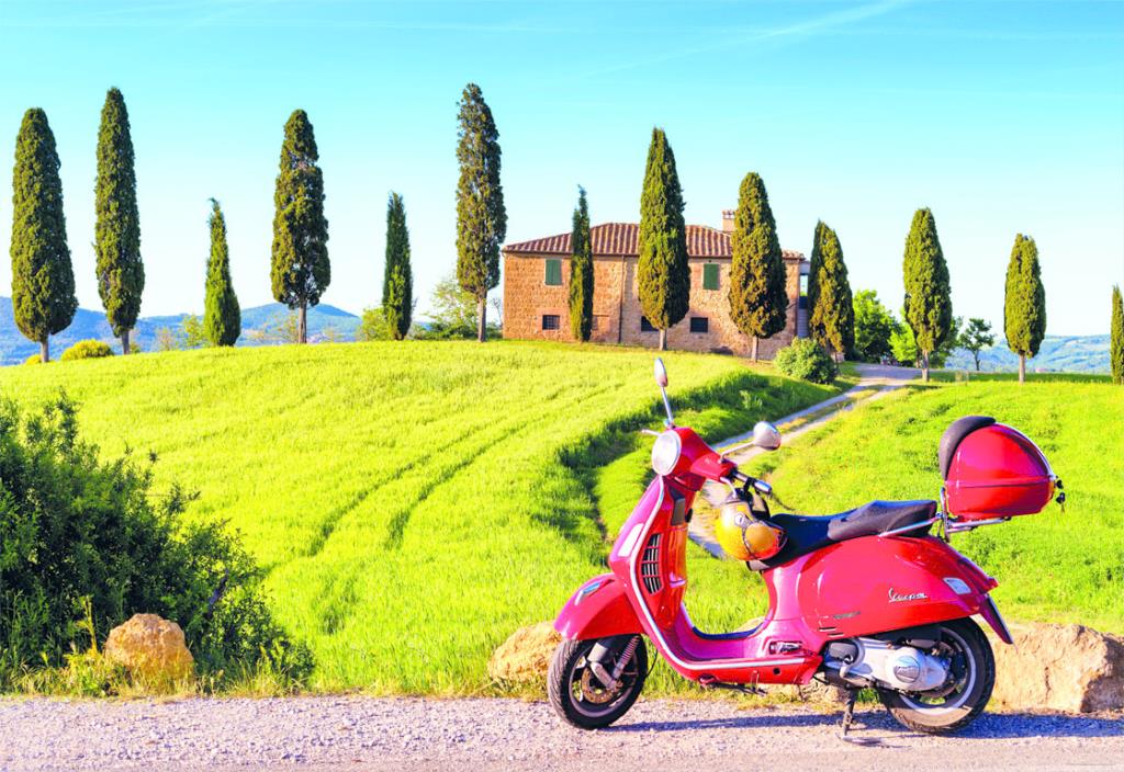 17121 Educa Puzzle Scooter In Toscana 1500 Parça Puzzle